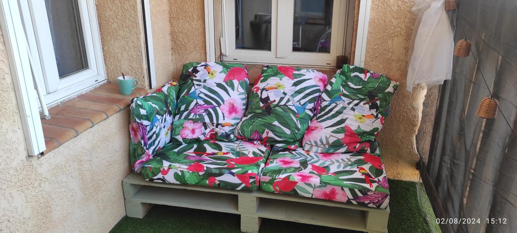 Appartement Avec Terrasse Нарбон Екстериор снимка
