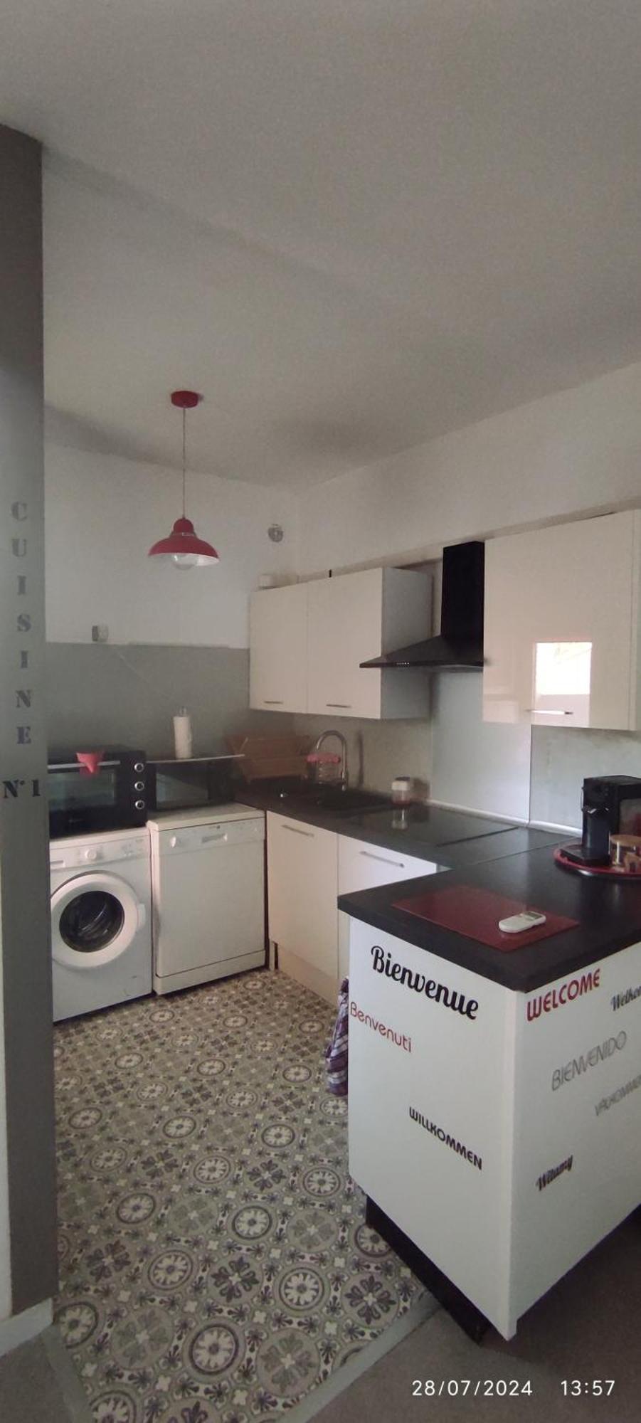 Appartement Avec Terrasse Нарбон Екстериор снимка