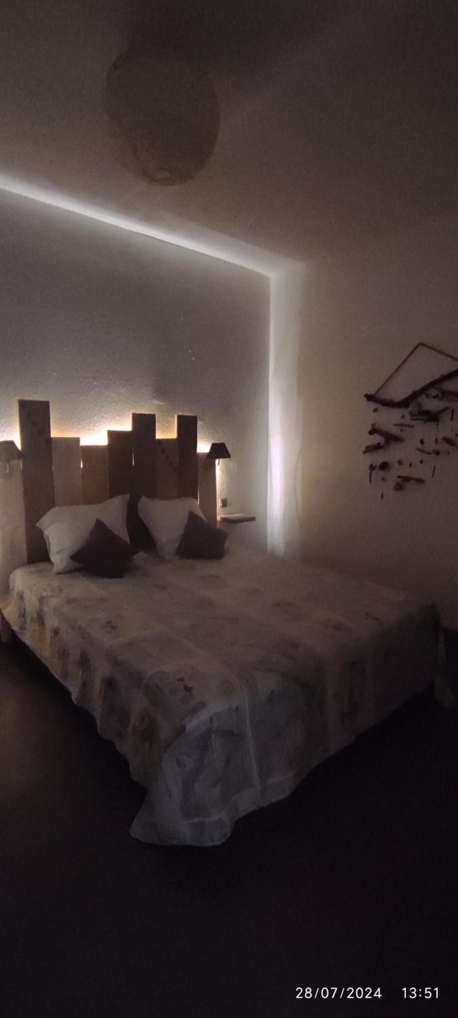 Appartement Avec Terrasse Нарбон Екстериор снимка