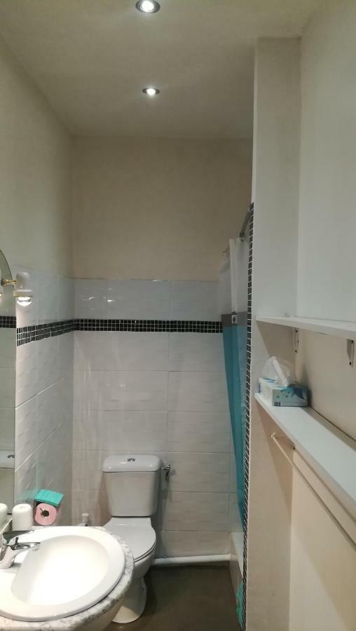 Appartement Avec Terrasse Нарбон Екстериор снимка