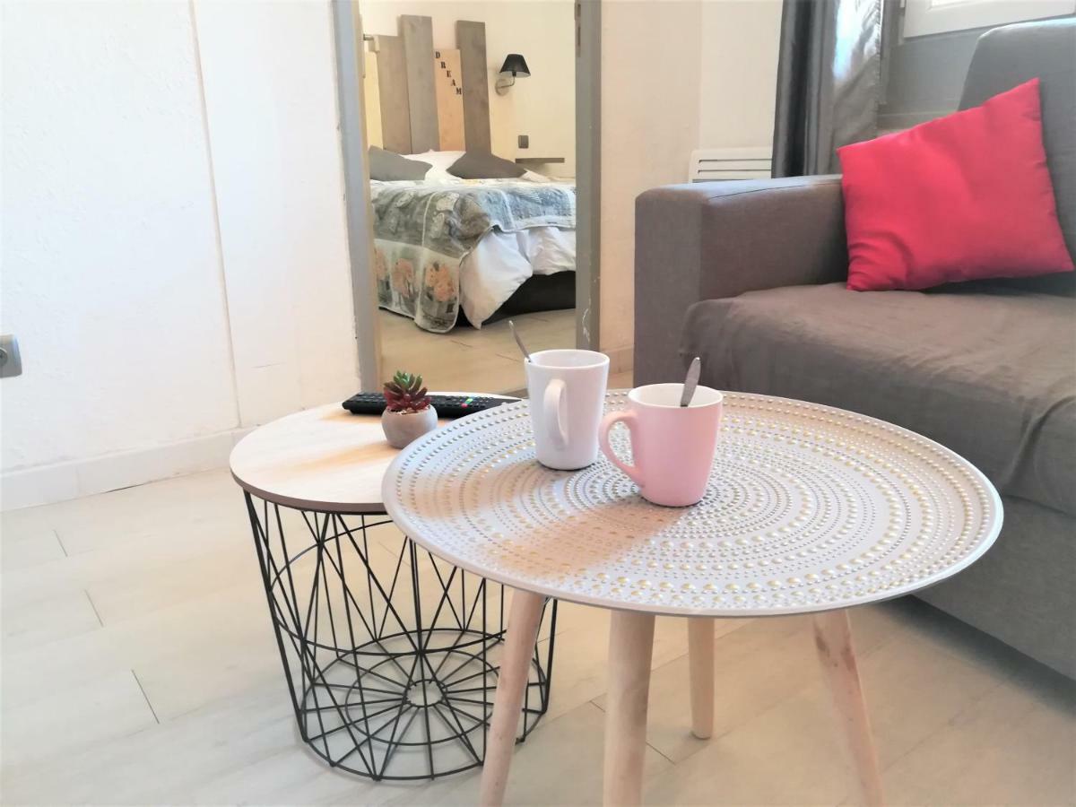 Appartement Avec Terrasse Нарбон Екстериор снимка
